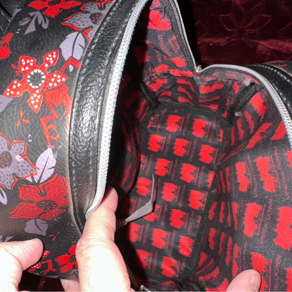 Stranger Things Loungefly - Picture 5 of 6